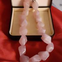 collana in quarzo rosa