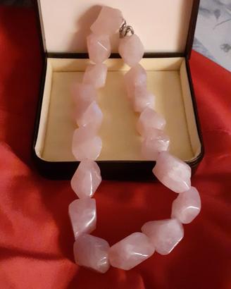 collana in quarzo rosa