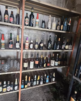 bottiglie birra , vino , ecc  storiche anni 1950 