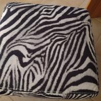 Pouf nuovo rigido quadrato Doimo