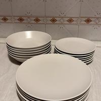 Servizio piatti 18 pezzi Ikea completo