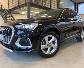 AUDI Q3 35 TDI S tronic Business Advanced