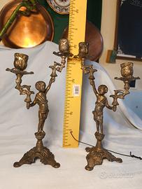 Coppia Candelieri Antichi in Bronzo
con Putti