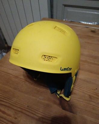 Casco e occhiali sci