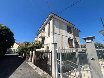 BIFAMILIARE A SAN MAURO TORINESE