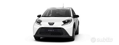 Aygo X 2024 con 22k km con danno anteriore destro