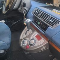 Lancia phedra