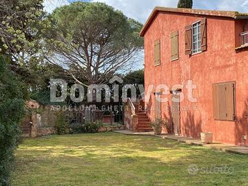 Rustico / Casale di 80 m² con 4 locali a Capalbio