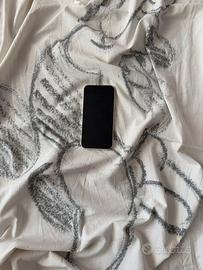 iPhone bianco - Eleganza Apple e prestazioni top