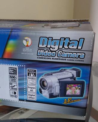 Videocamera digitale JCV (anno 2003)
