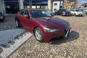 ALFA ROMEO Giulia 2.2 Turbodiesel 160 CV AT8 Bus