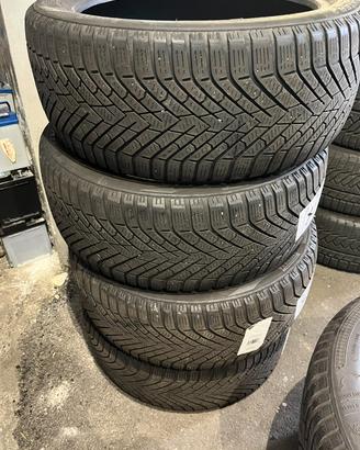 225 45 17 invernali Pirelli del 2022