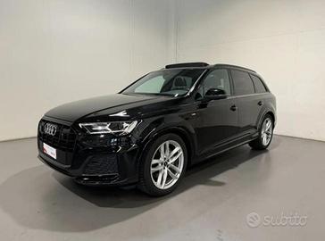 AUDI Q7 50 TDI quattro tiptronic Sport