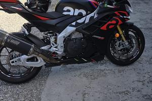 APRILIA RSV4 FACTORY