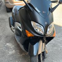 YAMAHA TMAX 500
