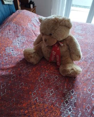 PELUCHE