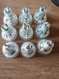 9  LAMPADE    PHILIPS 5W GU 10 SCENE SWITCH