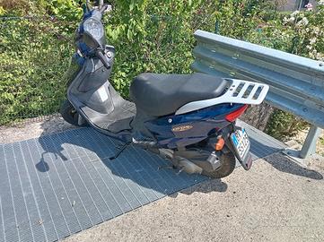 Suzuki 125