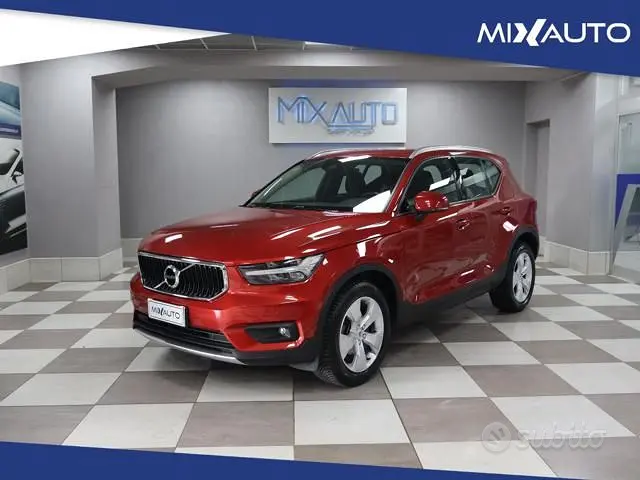 Volvo XC40 (2017-->)