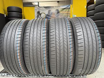 4 Gomme Bridgestone 235/50R20 Estive 85-90%Residui