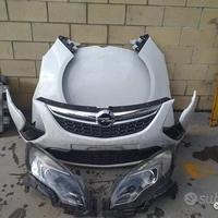 Opel zafira 2016 ricambi