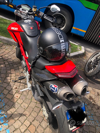 Ducati Hypermotard 1100 EVO (prep. pista)