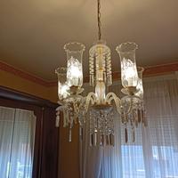 Lampadario e lampade vintage in cristallo