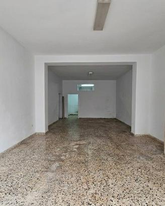 Garage/Deposito Condera 70 Mq