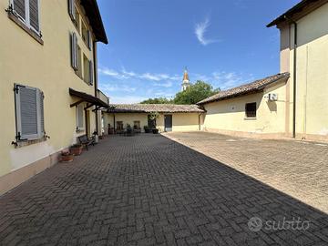 Rif.2460RA47266| appartamento trilocale