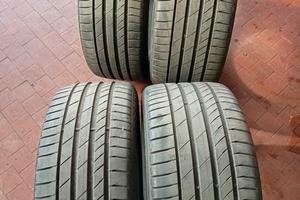 Pneumatici estivi  KUMHO 265 40 21- 295 35 21
