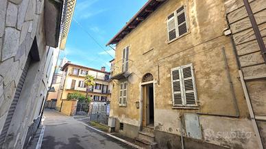 CASA SEMINDIPENDENTE A GASSINO TORINESE