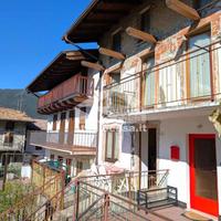 SOLEGGIATA PORZIONE DI CASA