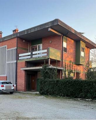 San Sisto immobile industriale indipendente con uf