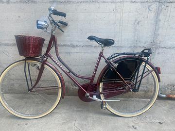 Stupenda bici da donna molto bella usata due volte