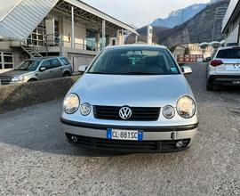 VOLKSWAGEN Polo 2004-NEOPATENTATI-BUONECONDIZIONI
