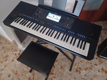TASTIERA YAMAHA PSR SX700