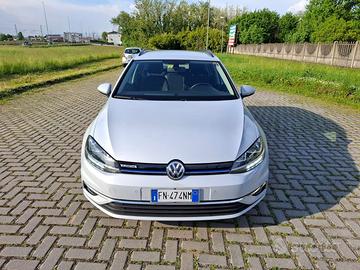 Volkswagen Golf 1.4 TGI DSG 5p. Executive BlueMoti