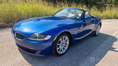BMW Z4 3.0si conservata da collezione