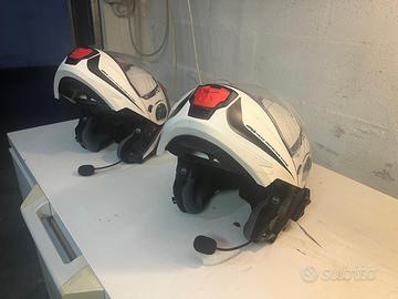 Coppia Caschi GIVI (Taglie S e XL) + Interfoni