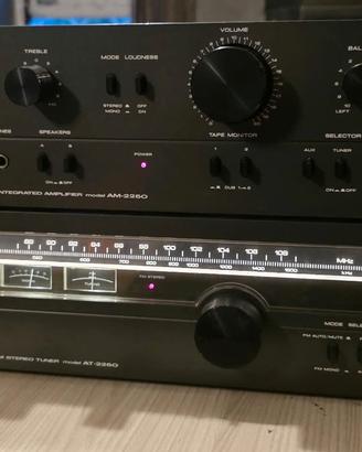 Amplificatore + Sintonizzatore AKAI