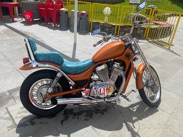 Suzuki Intruder 800 cc Anno 1996 km 33.00