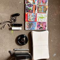 Wii con giochi + 2 telecomandi + wii balance board