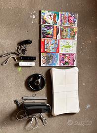 Wii con giochi + 2 telecomandi + wii balance board