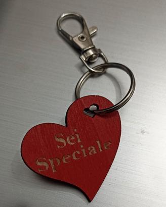 Portachiavi  a cuore con incisione personalizzata