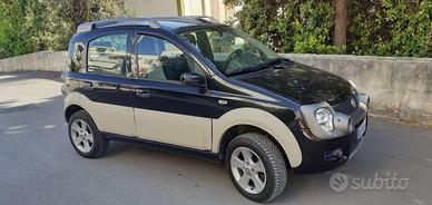 PANDA CROSS 4X4