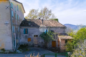 RUSTICO A LESIGNANO DE' BAGNI