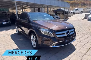 Mercedes GLA 200