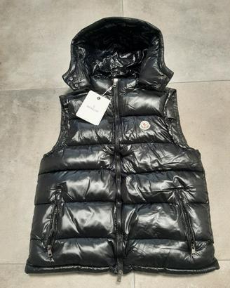 smanicato moncler 