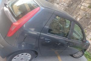 Fiat Punto 5 porte – 2010 – SOLO 32.000 km REALI