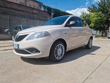 Lancia Ypsilon 5 Porte Ypsilon 1.2 Silver ecochic